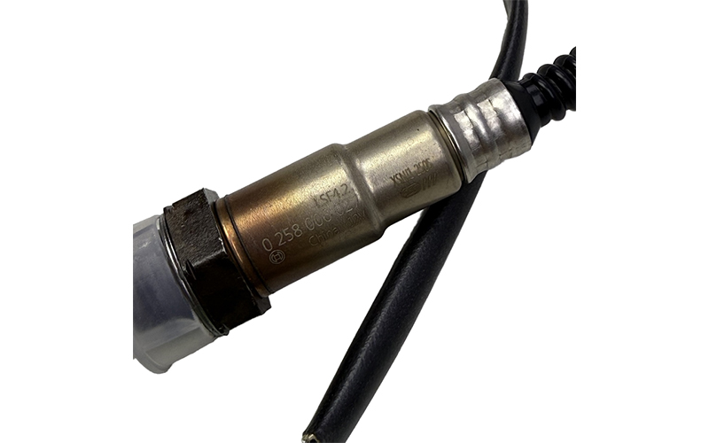 0258006027 Bosch Premium Upper Oxygen Sensor