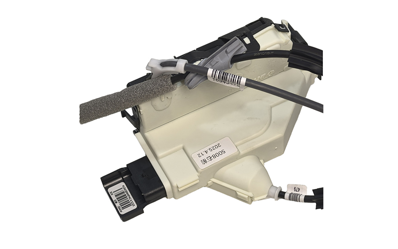 Yl00350280 Genuine Right Front Door Lock Assembly