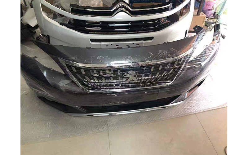 Yl00408480 Yl00569580 Yl004124xt Genuine Front Bumper Assembly for Peugeot 4008 & 5008