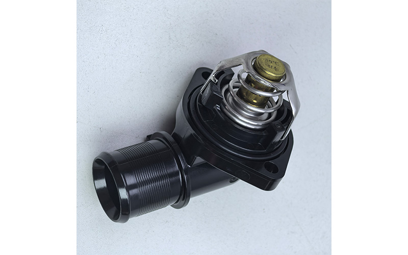 1335n1 1336q2 Genuine Engine Water Outlet Chamber for Peugeot & Citroën Models