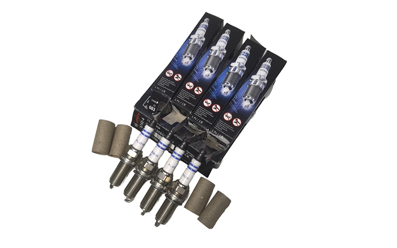 Bosch 0242230602 Single Platinum Spark Plug for Peugeot 307 308 408 Citroen C2 C3 C4