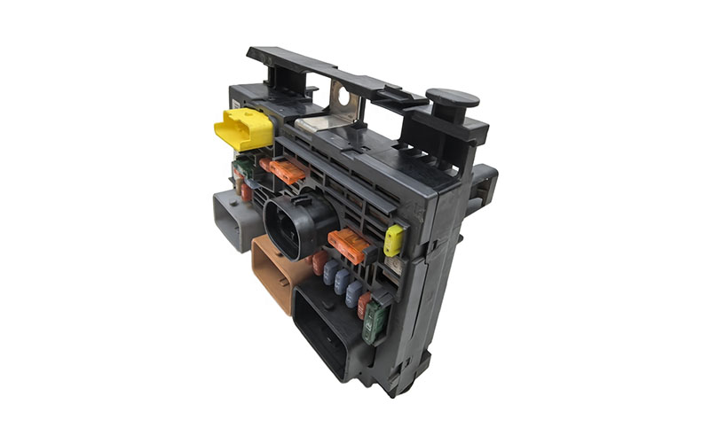 Fuse Box Assembly (OE 9675879480 / 9666378180) for Citroën C4 & Peugeot 307/308/408 Models