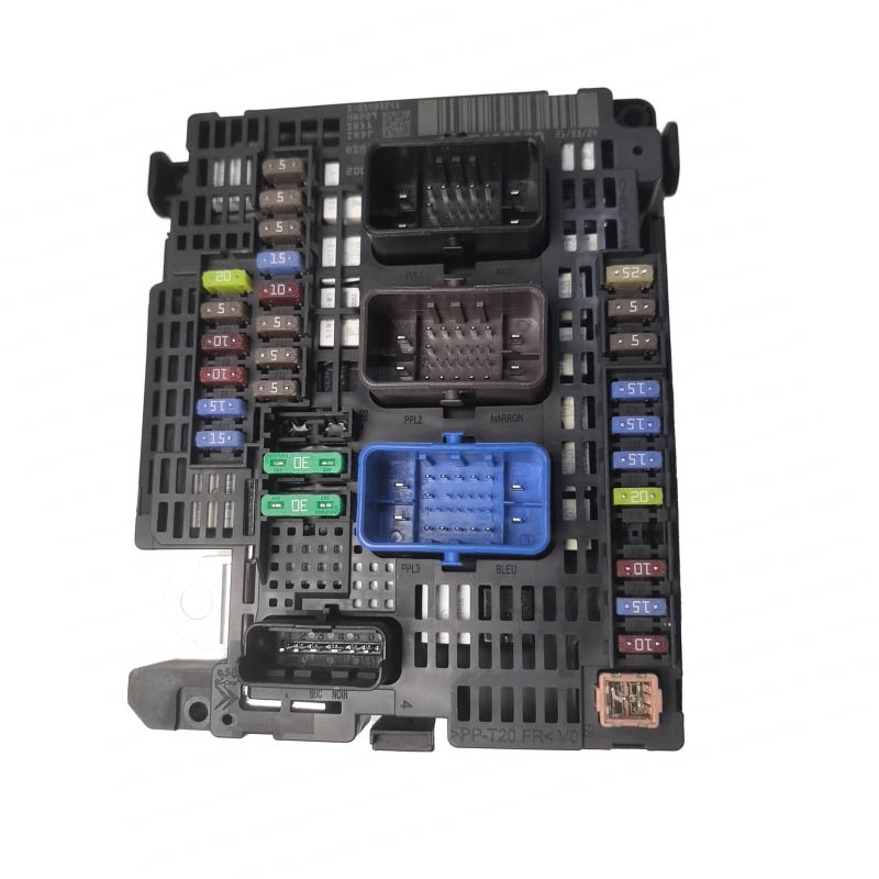 Servo Intelligent Fuse Box (BSM) - OE 9807428080 / 9675879180 for Peugeot 508, Citroën C4L