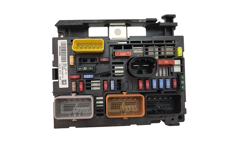 Servo Intelligent Fuse Box (BSM R20) OE 6500HS 9809742880 for Peugeot 307/308/408 Citroën BX3/B51