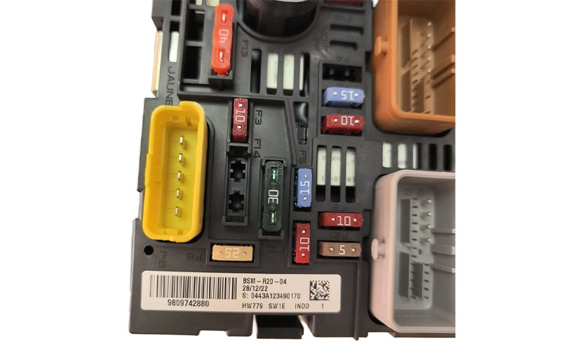 Servo Intelligent Fuse Box (BSM R20) OE 6500HS 9809742880 for Peugeot 307/308/408 Citroën BX3/B51