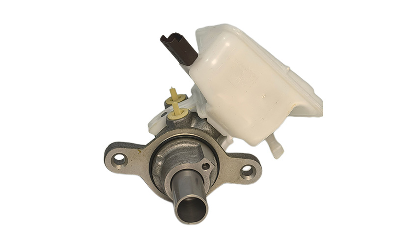High-Performance OE 4601VO Brake Master Cylinder with Attached Reservoir for Peugeot & Citroën